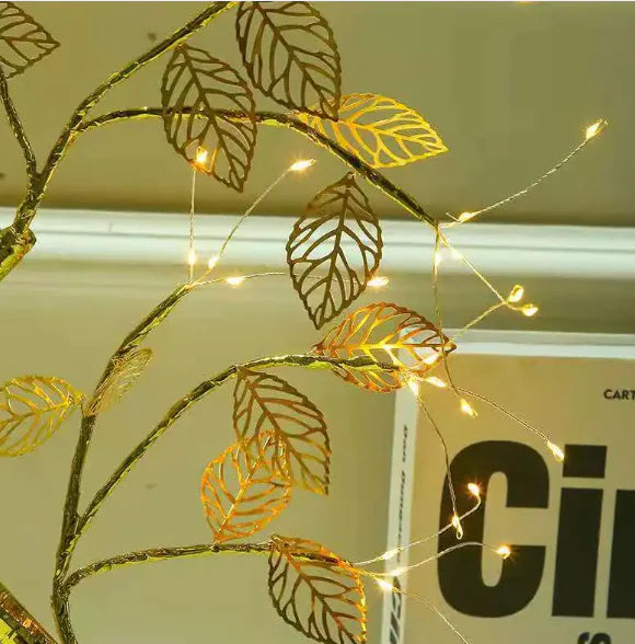 Warm Light Gold Leaf Tree Lamp